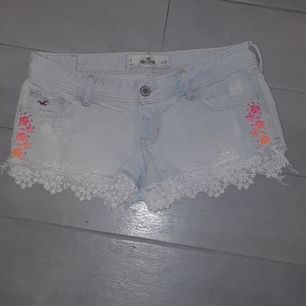 Hollister denim shorts!